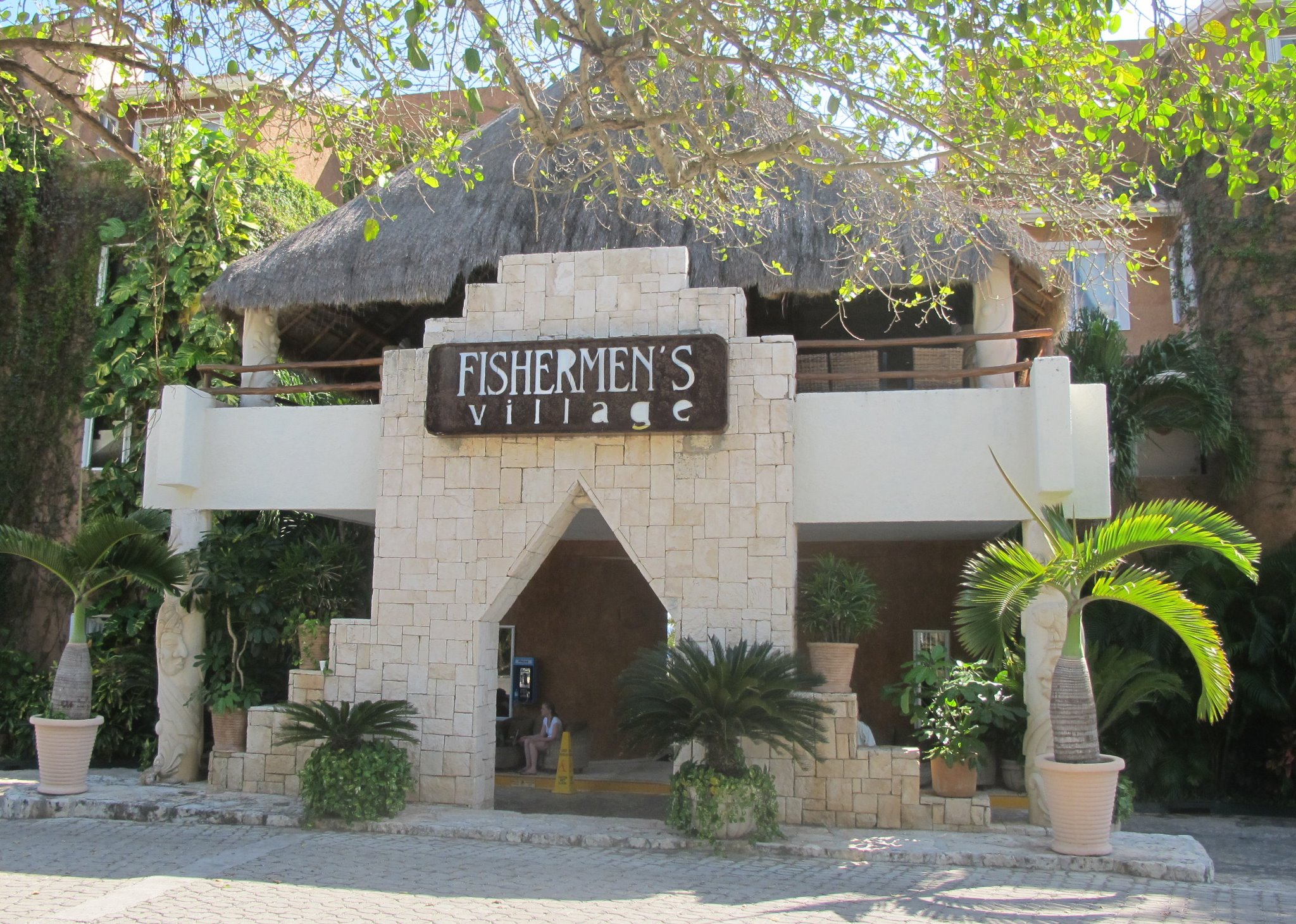 Fishermens Spa and Resort